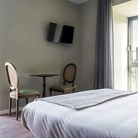 Quinta Dona Iria 3*